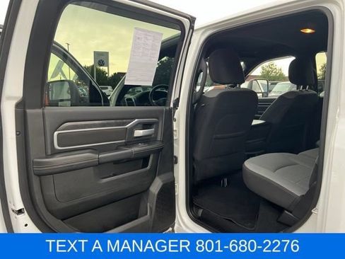 Used 2024 RAM 2500 Big Horn AWD/4WD image 31