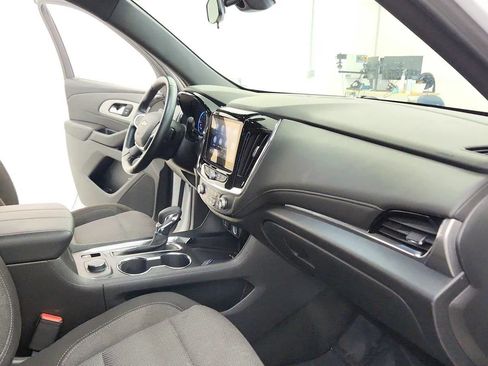 Used 2023 Chevrolet Traverse LT FWD image 31