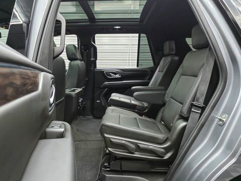 Used 2021 Chevrolet Tahoe LT w/ LT Signature Package AWD/4WD image 18