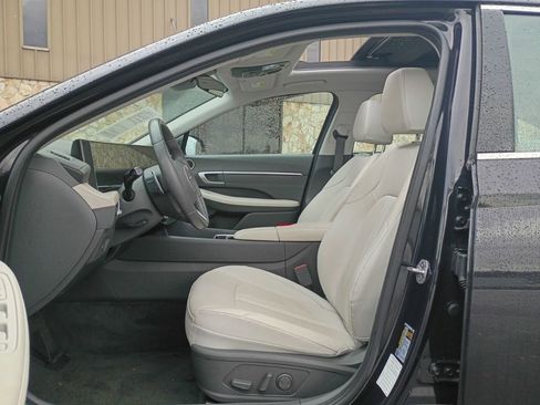 Used 2024 Hyundai Sonata Limited image 12