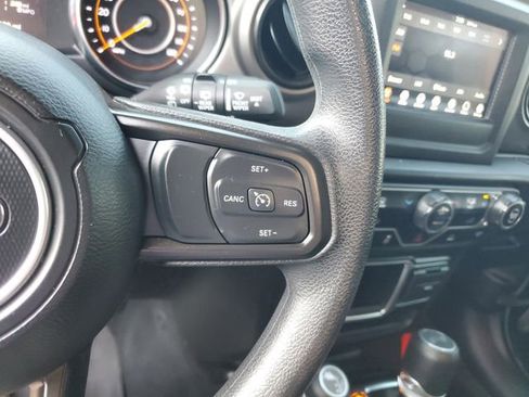 Used 2023 Jeep Wrangler Unlimited Sport AWD/4WD image 28