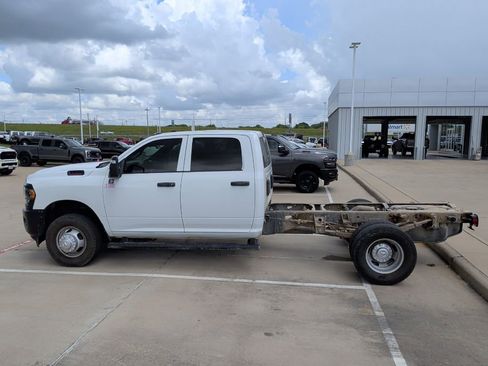 Used 2024 RAM 3500 Tradesman w/ Electrical Accessory Group image 5