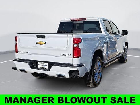 New 2026 Chevrolet Silverado 1500 High Country AWD/4WD image 3