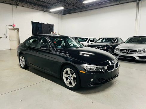 Used 2015 BMW 328i xDrive Sedan AWD/4WD image 4