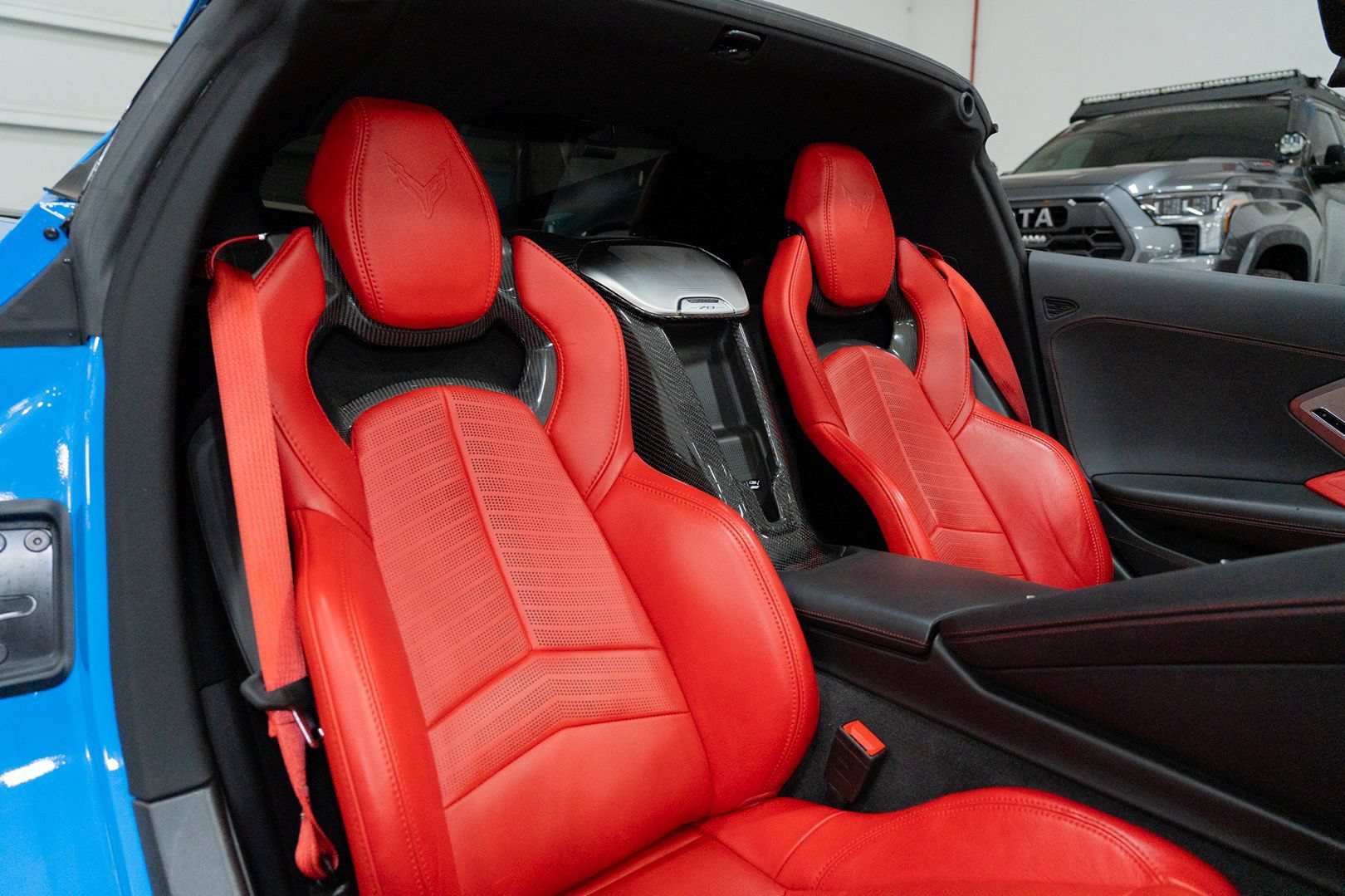 Used 2023 Chevrolet Corvette Stingray Preferred Cpe w/ Z51 Performance Package RWD image 31