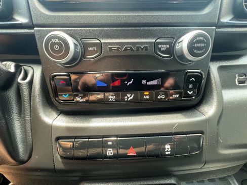 Used 2024 RAM ProMaster 2500 FWD image 22