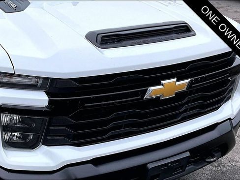 Used 2024 Chevrolet Silverado 2500 W/T w/ WT Convenience Package AWD/4WD image 32