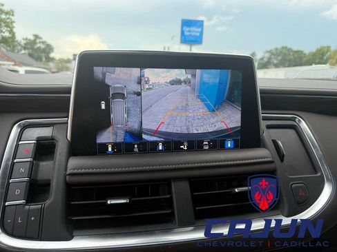 Used 2021 Chevrolet Tahoe LT w/ LT Signature Package RWD image 18