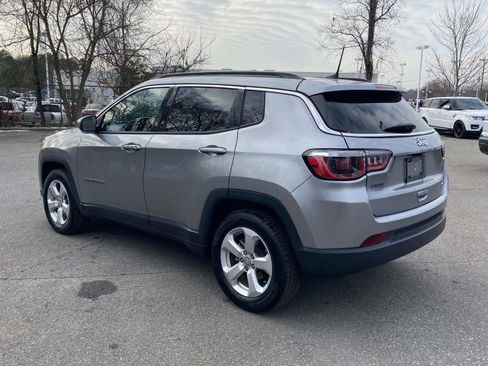 Used 2020 Jeep Compass Latitude image 5