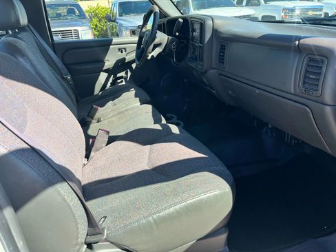 Used 2005 Chevrolet Silverado 1500 W/T image 18