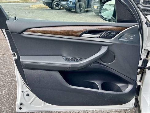 Used 2019 BMW X3 sDrive30i w/ Convenience Package image 10