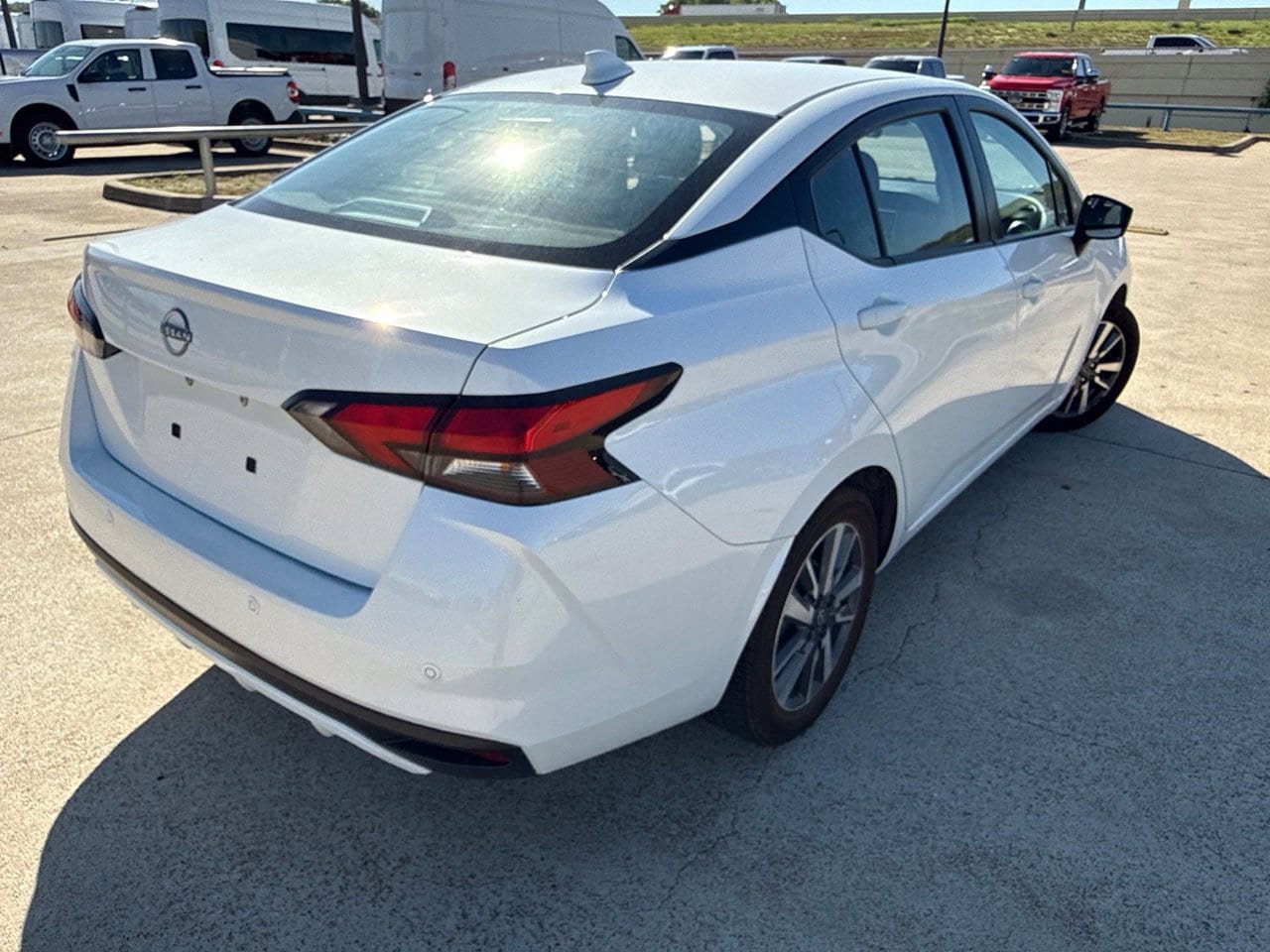 Used 2023 Nissan Versa SV FWD image 11