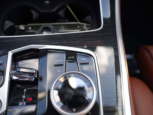 Used 2025 BMW X5 xDrive40i image 21