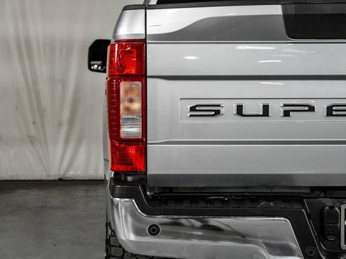 Used 2022 Ford F350 XLT w/ XLT Value Package AWD/4WD image 39