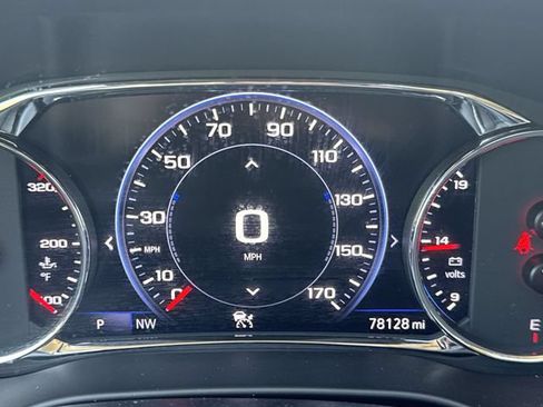 Used 2022 GMC Acadia Denali w/ Denali Technology Package AWD/4WD image 14