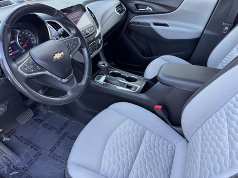Certified 2020 Chevrolet Equinox LT image 9