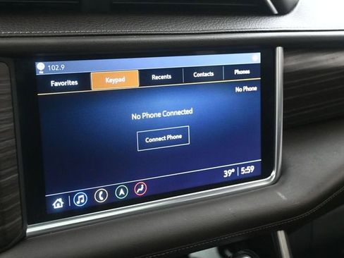 Used 2021 GMC Yukon Denali w/ Denali Premium Package image 31