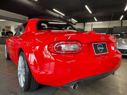 Used 2011 MAZDA MX-5 Miata Grand Touring w/ Premium Pkg RWD image 20