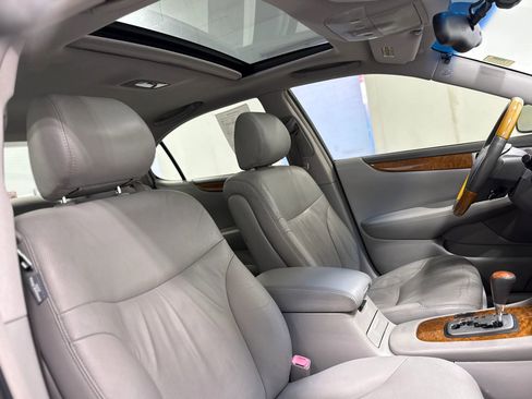 Used 2006 Lexus ES 330 ES 330 Sedan 4D image 25