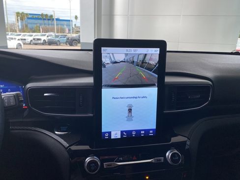 Certified 2024 Ford Explorer ST w/ Equipment Group 401A image 17