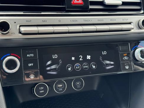 Used 2026 Genesis G70 2.5T RWD image 17