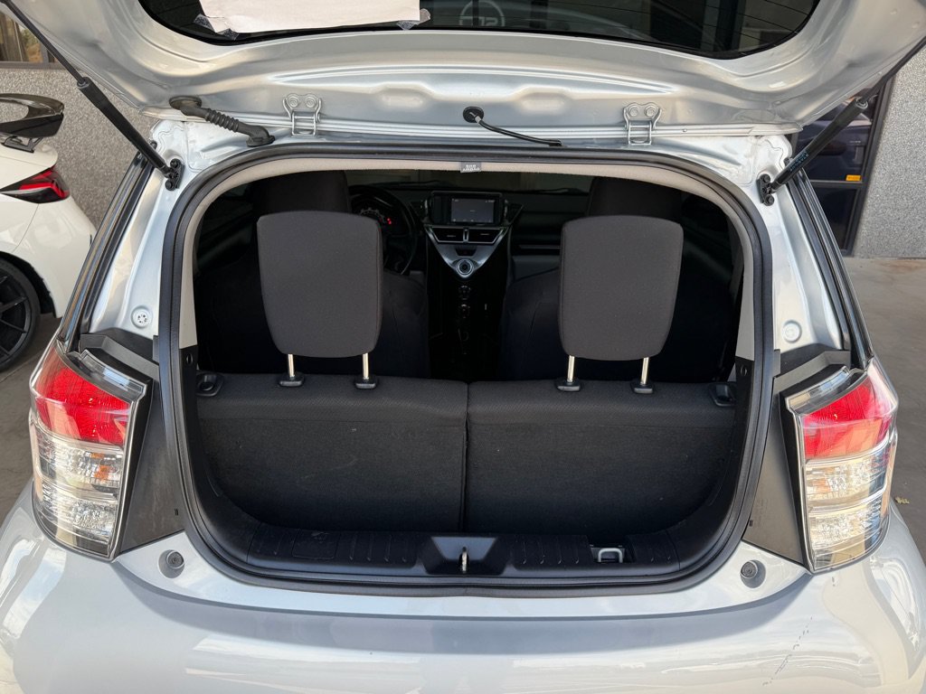 Used 2014 Scion iQ 10 Series FWD image 23
