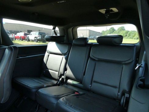 New 2027 Ford Expedition Max Platinum w/ Stealth Appearance Package AWD/4WD image 16