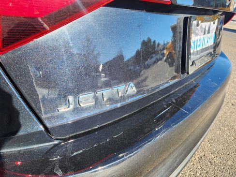 Used 2023 Volkswagen Jetta Sport image 18