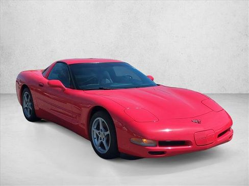 Used 2000 Chevrolet Corvette Coupe image 3