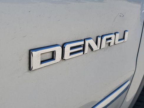 Used 2017 GMC Sierra 1500 Denali RWD image 7