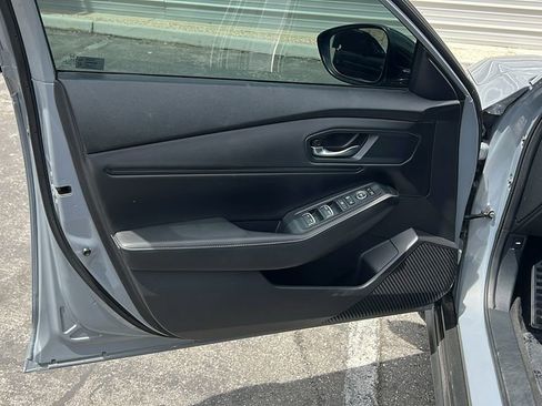 Used 2024 Honda Accord Sport image 12