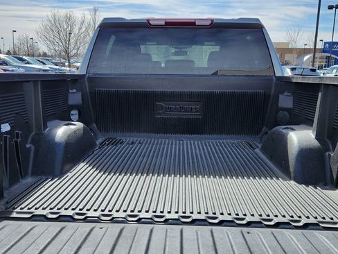 Used 2025 Chevrolet Silverado 1500 LT image 11