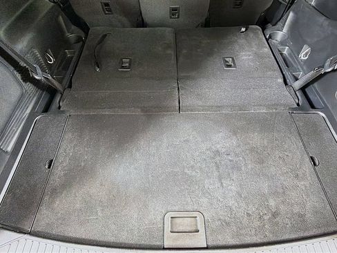 Used 2023 Ford Explorer XLT w/ Equipment Group 202A AWD/4WD image 20
