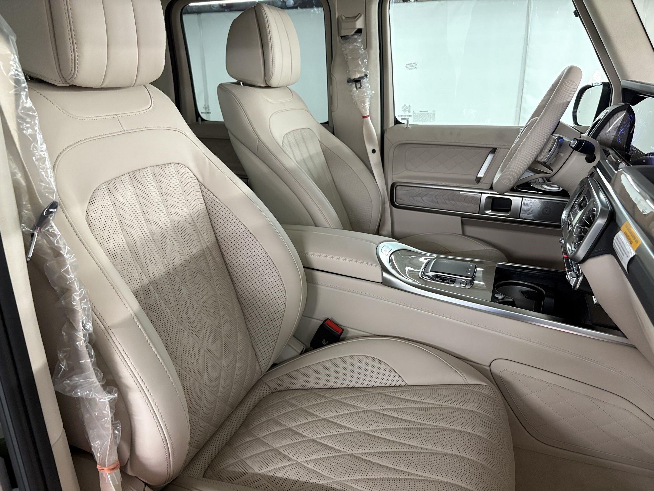 New 2027 Mercedes-Benz G 580 e image 25