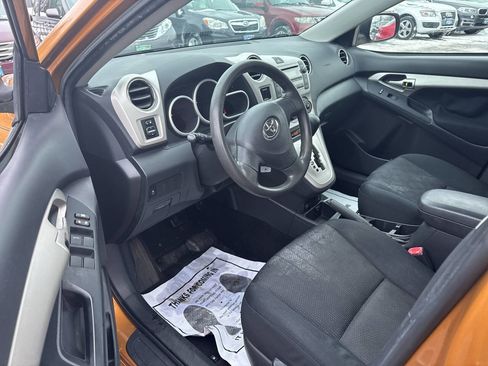 Used 2010 Toyota Matrix S image 12