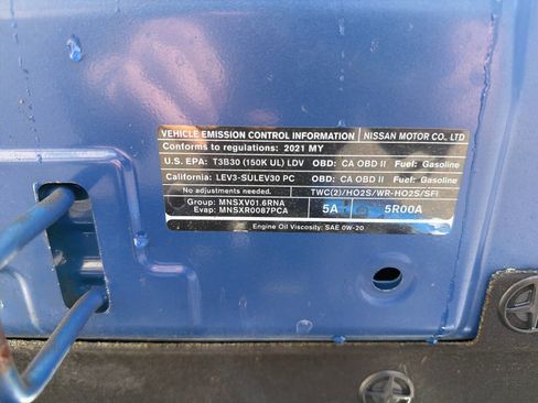 Used 2021 Nissan Versa S FWD image 13