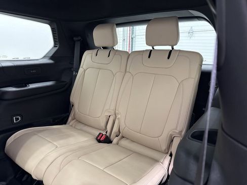 New 2025 Jeep Grand Cherokee L Limited AWD/4WD image 19