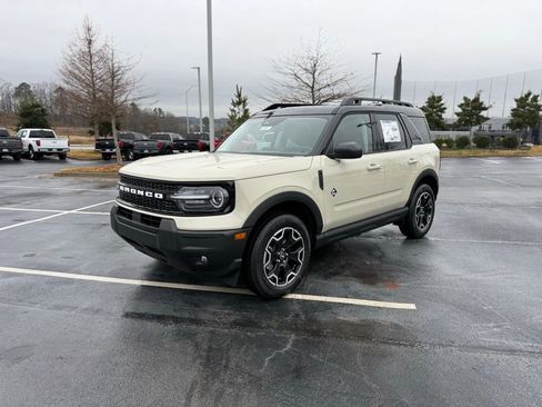 New 2025 Ford Bronco Sport Outer Banks AWD/4WD image 3