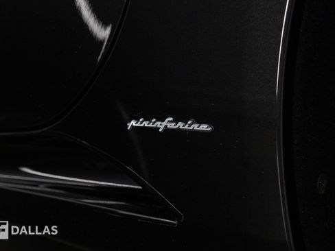 Used 2011 Ferrari California RWD image 22