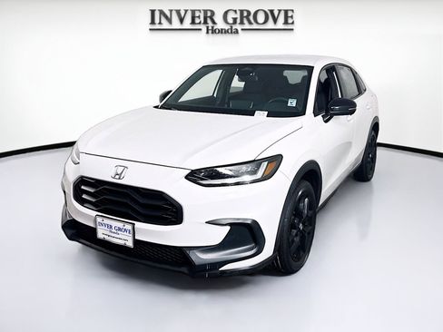 Used 2023 Honda HR-V Sport image 1