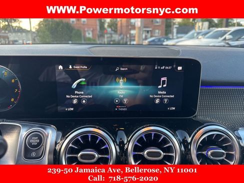 Used 2021 Mercedes-Benz GLB 250 4MATIC w/ Premium Package image 36