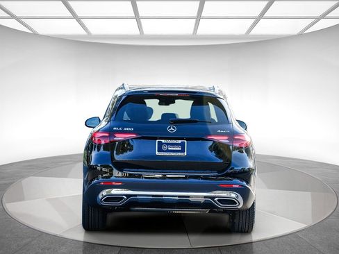 New 2026 Mercedes-Benz GLC 300 4MATIC image 3