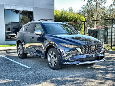 Used 2024 MAZDA CX-5 Signature image 11