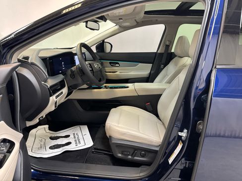 Certified 2025 Nissan Murano SL w/ Cargo Package AWD/4WD image 4