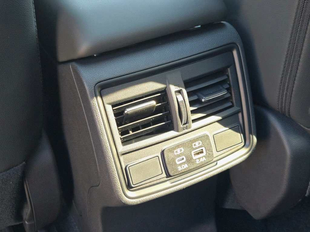 New 2026 Subaru Forester Premium AWD/4WD image 25
