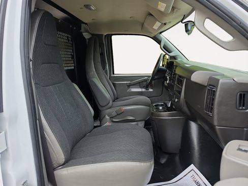 Used 2024 GMC Savana 2500 w/ Driver Convenience Package RWD image 15