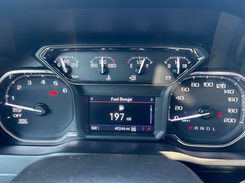 Used 2021 GMC Sierra 1500 AT4 AWD/4WD image 12
