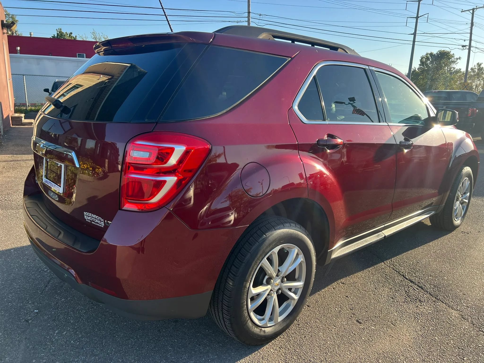 Used 2017 Chevrolet Equinox LT w/ Convenience Package FWD image 6