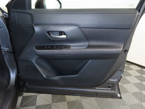 Certified 2025 Nissan Kicks SV w/ Charging Package image 30