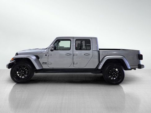 Used 2021 Jeep Gladiator Overland image 4